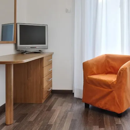 Stella Hotel 3*