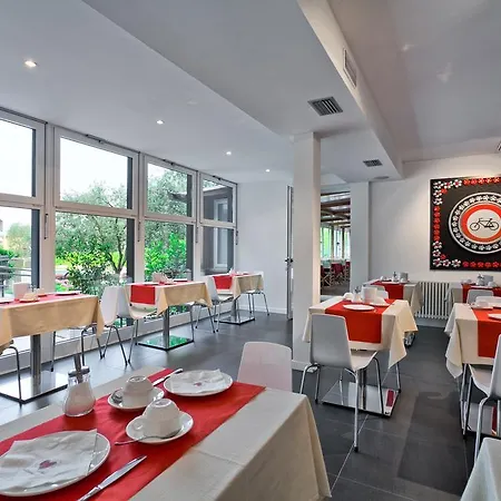 Hotel Stella 3*