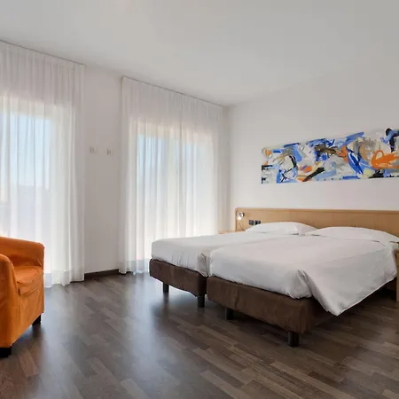 Stella 3* Torbole Sul Garda