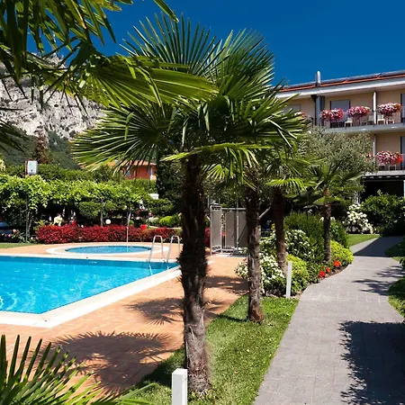 Hotel Stella Torbole Sul Garda