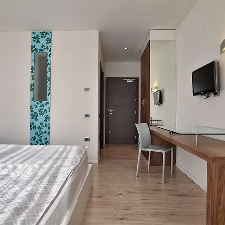 Stella Hotel 3*