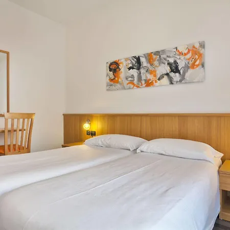 Stella Hotel 3*